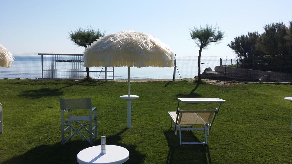 Agriturismo Frontemare จูเลียโนวา ภายนอก รูปภาพ