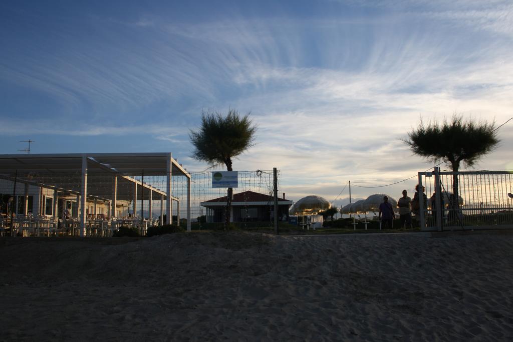 Agriturismo Frontemare จูเลียโนวา ภายนอก รูปภาพ