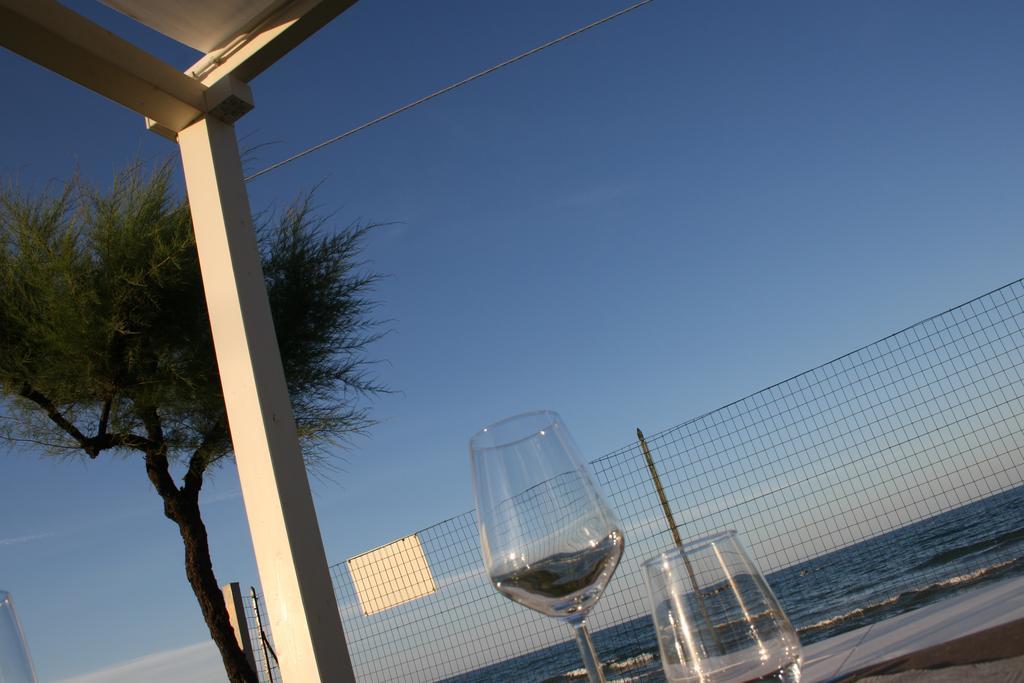Agriturismo Frontemare จูเลียโนวา ภายนอก รูปภาพ
