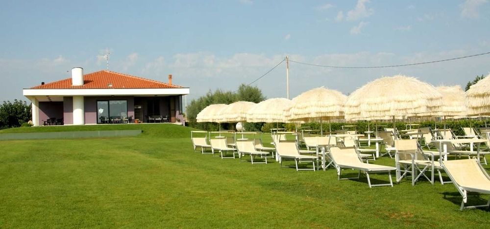 Agriturismo Frontemare จูเลียโนวา ภายนอก รูปภาพ