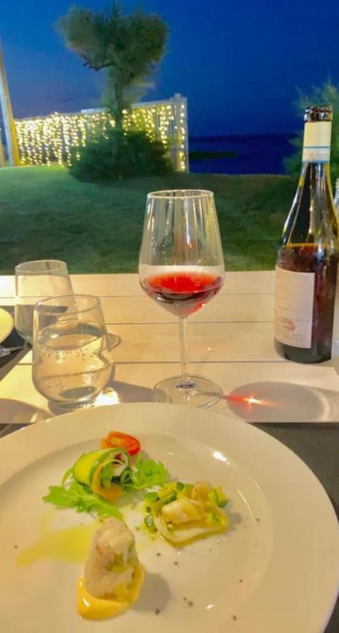 Agriturismo Frontemare จูเลียโนวา ภายนอก รูปภาพ
